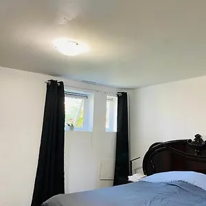 Signature Iii Space Share Canada Apartment Toronto